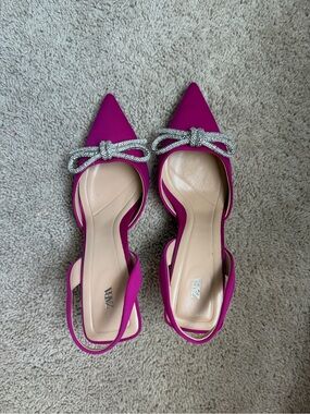 ZARA Fuchsia Pink Satin
Embellished Crystal Bow Sling
Back Heels